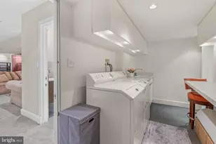 254 S 3rd St, Philadelphia, PA 19106 - Photo 28