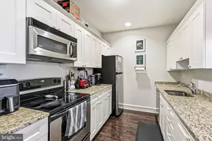 201 N 8th St, Philadelphia, PA 19106 - Photo 6