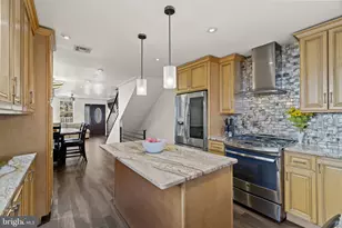 2006 Ellsworth St, Philadelphia, PA 19146 - Photo 10