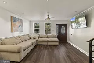 2006 Ellsworth St, Philadelphia, PA 19146 - Photo 6