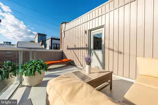 939 New Market St, Philadelphia, PA 19123 - Photo 42