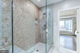 939 New Market St, Philadelphia, PA 19123 - Photo 38