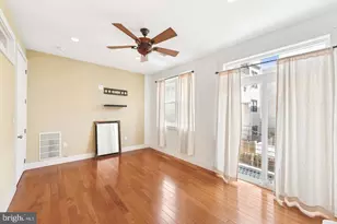 635 N 13th St, Philadelphia, PA 19123 - Photo 10