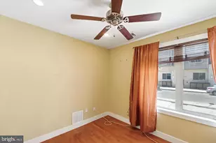 635 N 13th St, Philadelphia, PA 19123 - Photo 8