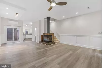 2322 Wallace Street, Philadelphia, PA 19130 - Photo 2