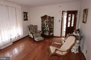 709 Hartel Ave, Philadelphia, PA 19111 - Photo 18