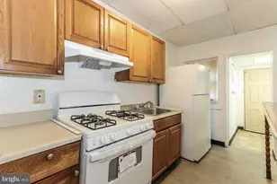 1043 S Ithan St, Philadelphia, PA 19143 - Photo 4