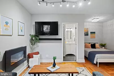 2601 Pennsylvania Avenue #205, Philadelphia, PA 19130 - Photo 8