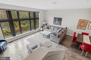 4586 Riverside Way, Philadelphia, PA 19127 - Photo 4