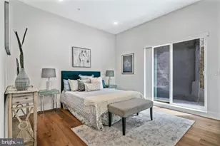 1910 Brown St, Philadelphia, PA 19130 - Photo 10