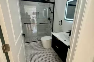 1315 Bainbridge St, Philadelphia, PA 19147 - Photo 6