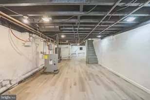 2070 Bridge St, Philadelphia, PA 19124 - Photo 24