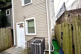 1945 Pierce St, Philadelphia, PA 19145 - Photo 18