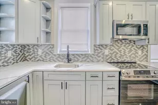 5011 Woodbine Ave, Philadelphia, PA 19131 - Photo 16