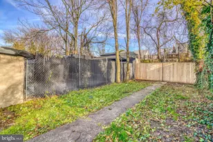 4321 Elizabeth St, Philadelphia, PA 19124 - Photo 38