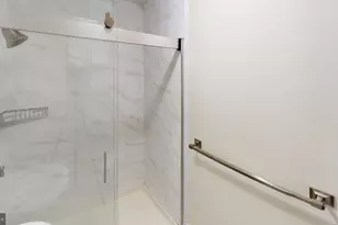 2312 Locust St, Philadelphia, PA 19103 - Photo 12