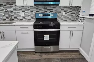 2815 N 24th St, Philadelphia, PA 19132 - Photo 10