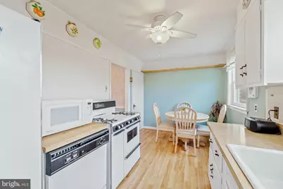 2818 Sandyford Avenue, Philadelphia, PA 19152 - Photo 12
