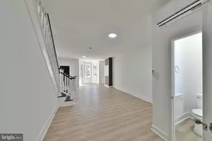 1725 W Juniata St, Philadelphia, PA 19140 - Photo 10