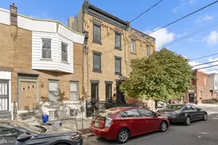 1002 S 25th St, Philadelphia, PA 19146 - Photo 2