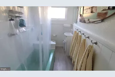 8088 Fairview Street, Philadelphia, PA 19136 - Photo 18