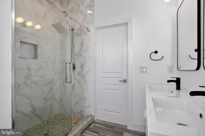 419 Emily Street, Philadelphia, PA 19148 - Photo 22