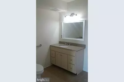 1135 E Susquehanna Avenue, Philadelphia, PA 19125 - Photo 22