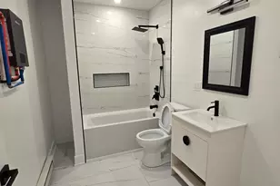 1418 W Grange Ave, Philadelphia, PA 19141 - Photo 10