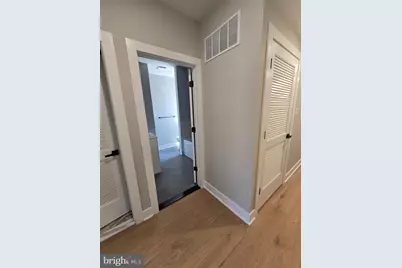 1418 W Grange Avenue, Philadelphia, PA 19141 - Photo 20