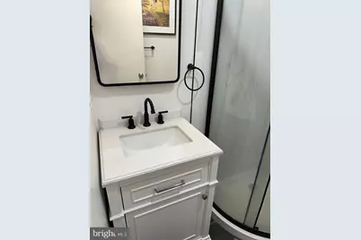 1018 Pine Street #2R, Philadelphia, PA 19107 - Photo 4