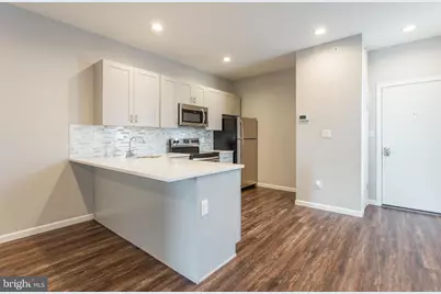 1917 N 7th Street #3R, Philadelphia, PA 19122 - Photo 2