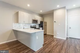 1917 N 7th St, Philadelphia, PA 19122 - Photo 2