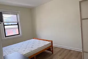 228 N 10th St, Philadelphia, PA 19107 - Photo 4