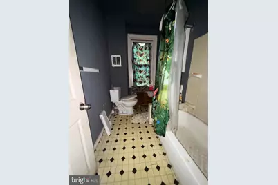 6211 Larchwood Avenue, Philadelphia, PA 19143 - Photo 8