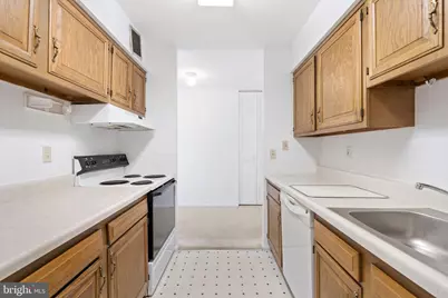 1420 Locust Street #7M, Philadelphia, PA 19102 - Photo 12