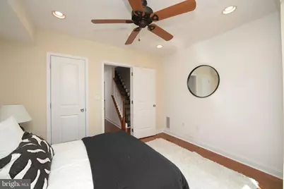 1030 N Leithgow Street, Philadelphia, PA 19123 - Photo 18