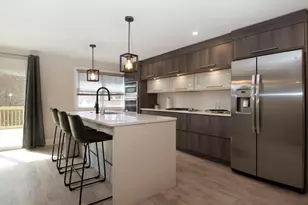 522 Parrish St, Philadelphia, PA 19123 - Photo 6