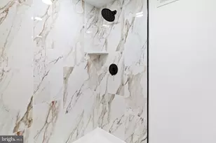 5749 Hazel Ave, Philadelphia, PA 19143 - Photo 16