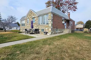 1103 Ripley St, Philadelphia, PA 19111 - Photo 2