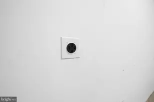 1327 S Capitol St, Philadelphia, PA 19146 - Photo 36