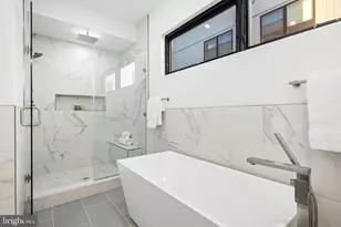 1327 S Capitol St, Philadelphia, PA 19146 - Photo 20