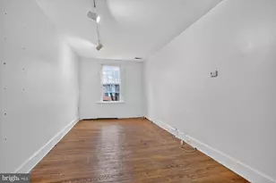 258 S 9th St, Philadelphia, PA 19107 - Photo 4