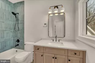 385 Port Royal Ave, Philadelphia, PA 19128 - Photo 30