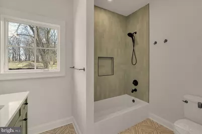 385 Port Royal Avenue, Philadelphia, PA 19128 - Photo 28