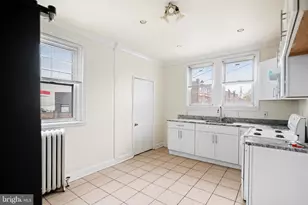 1137 Pratt St, Philadelphia, PA 19124 - Photo 4