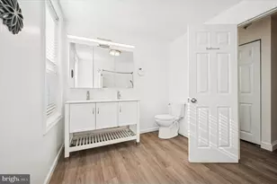 2038 Fairmount Ave, Philadelphia, PA 19130 - Photo 10