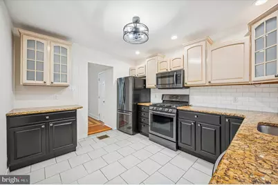 2038 Fairmount Avenue, Philadelphia, PA 19130 - Photo 8