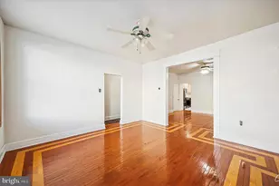 2038 Fairmount Ave, Philadelphia, PA 19130 - Photo 4