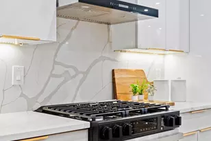 513 Salmon St, Philadelphia, PA 19125 - Photo 12