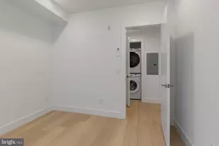 2007 Cambridge St, Philadelphia, PA 19130 - Photo 14